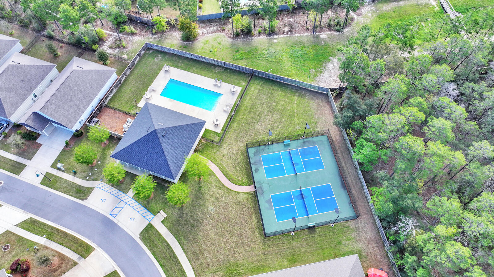 412 Lightning Bug Lane Freeport, FL 32439 - Photo 36 of 52 an aerial view of a house