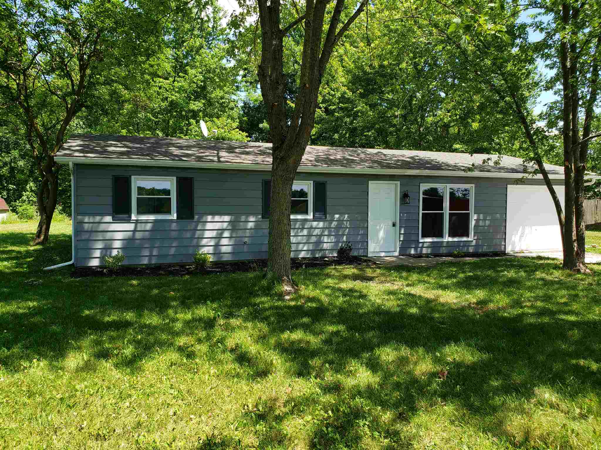 3947 County Road 59 Butler, IN 46721 - Photo 2 of 34
