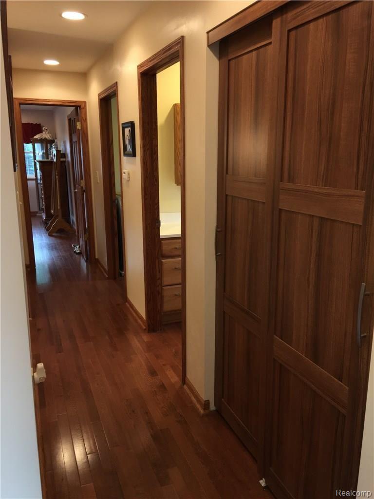 5394 Howe Road Grand Blanc, MI 48439 - Photo 28 of 36 IMG_2051.JPG