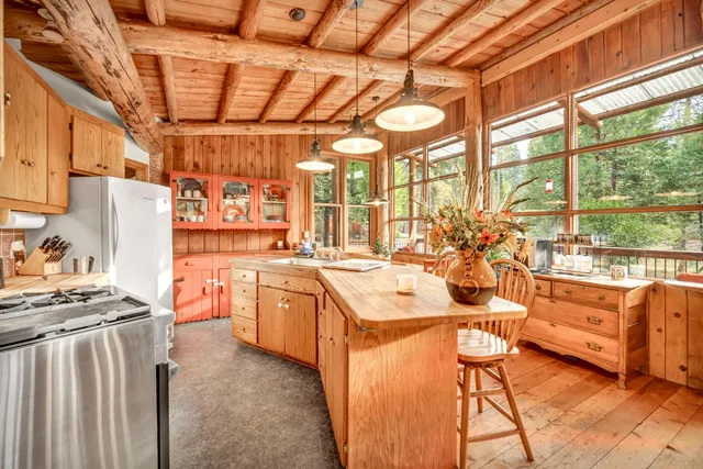 $689,900 | 1486 Prussian Hill Road, Mokelumne Hill, CA 95245