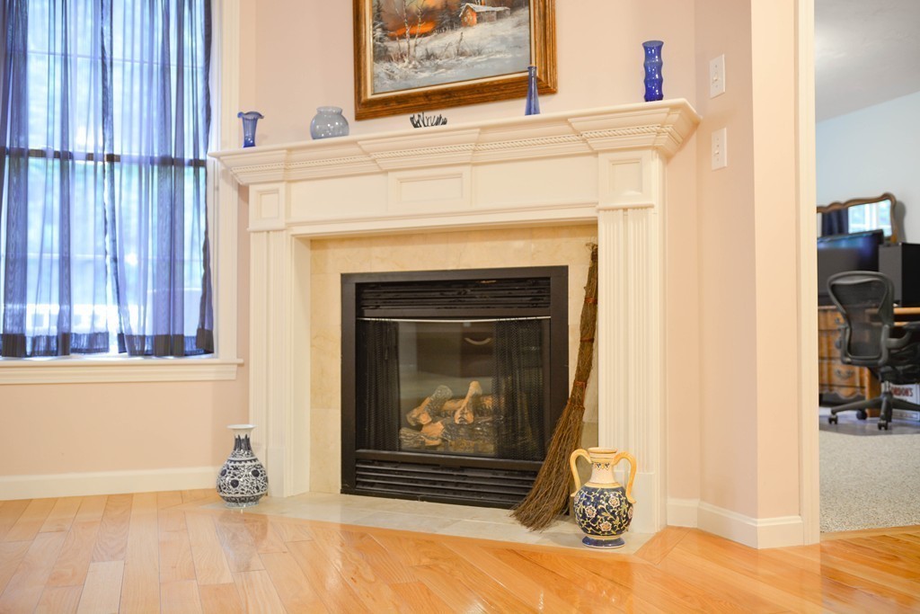 56 Riley Road, Unit 28 Lunenburg, MA 01462 - Photo 3 of 31