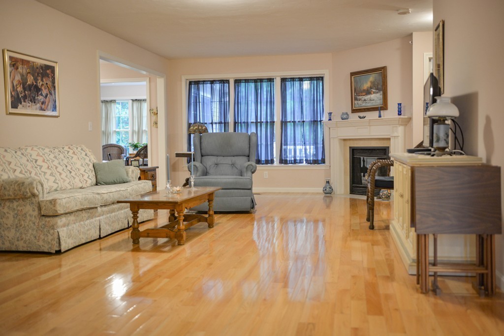 56 Riley Road, Unit 28 Lunenburg, MA 01462 - Photo 4 of 31