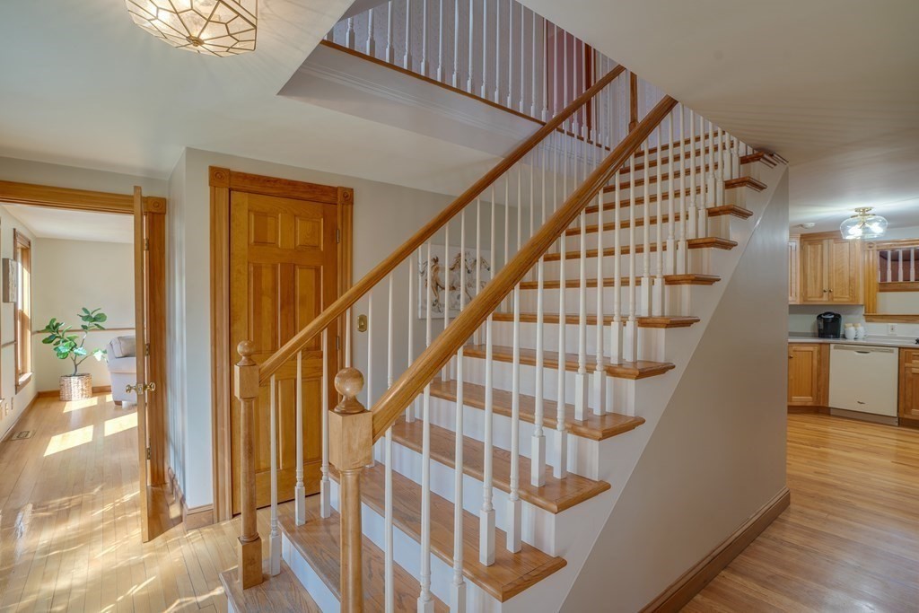 30 Little Pond Road Merrimac, MA 01860 - Photo 6 of 41