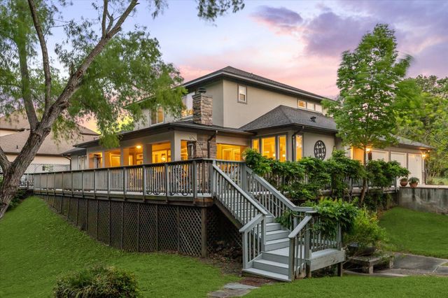 $750,000 | 3 Edgewood West, Montgomery, TX 77356