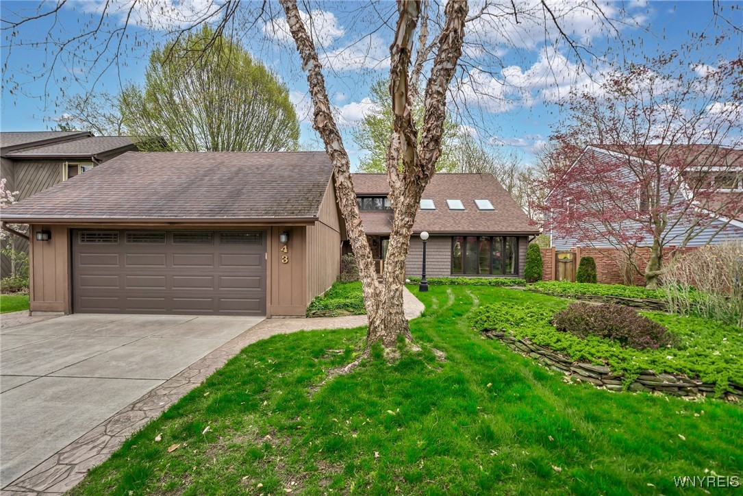 43 Aster Place Amherst, NY 14051 - Photo 1 of 22