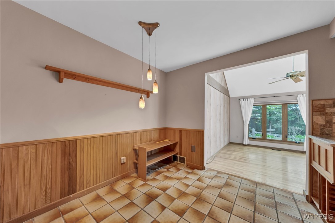 43 Aster Place Amherst, NY 14051 - Photo 9 of 22