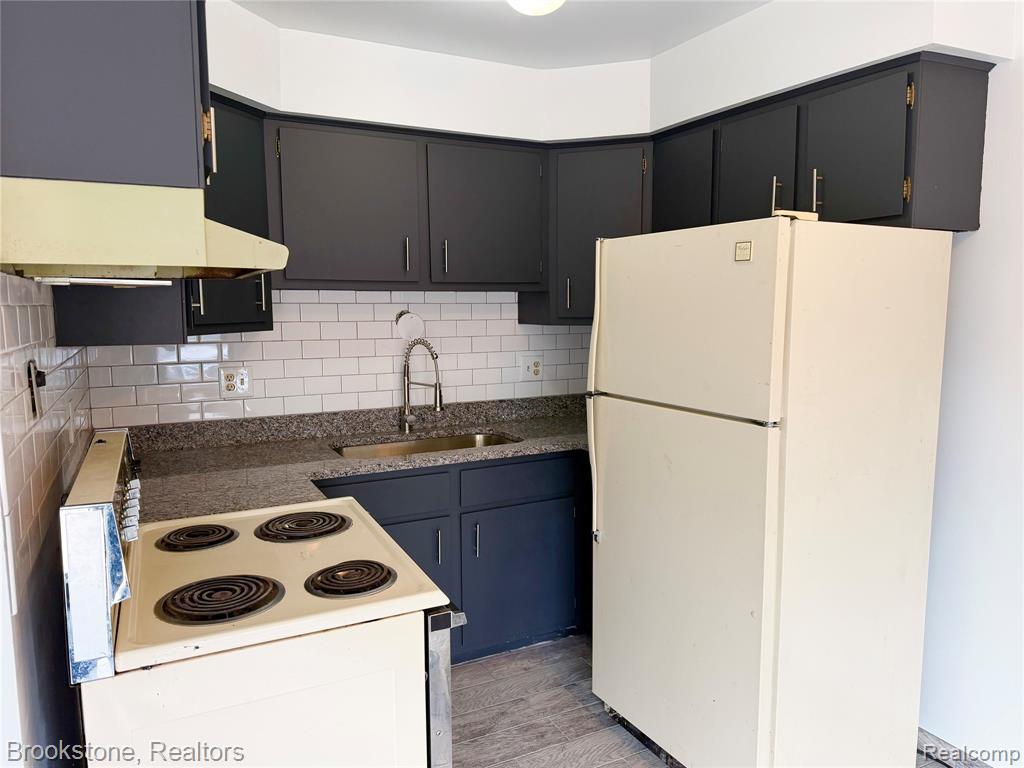 8401 18 18 Mile Road, Unit 196 Sterling Heights, MI 48313 - Photo 8 of 16