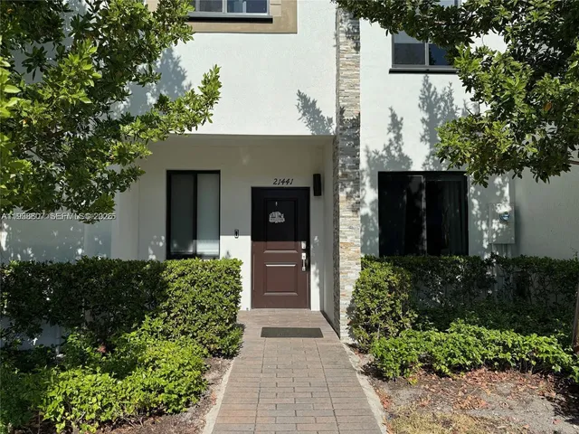 $455,000 | 21441 Northeast 3rd Place, Miami, FL 33179
