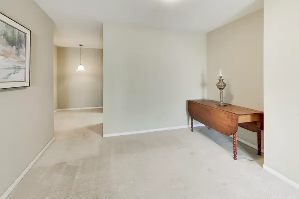 $224,000 | 400 Ascot Drive, Unit 1M, Park Ridge, IL 60068