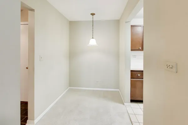 $224,000 | 400 Ascot Drive, Unit 1M, Park Ridge, IL 60068