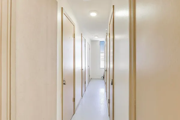 $224,000 | 400 Ascot Drive, Unit 1M, Park Ridge, IL 60068