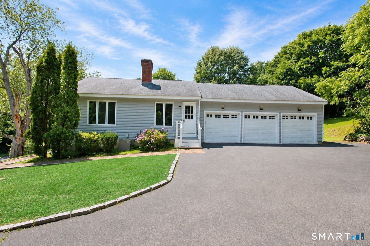 328 Saybrook Road Orange, CT 06477 - Photo 39 of 40 Gallery Image 39
