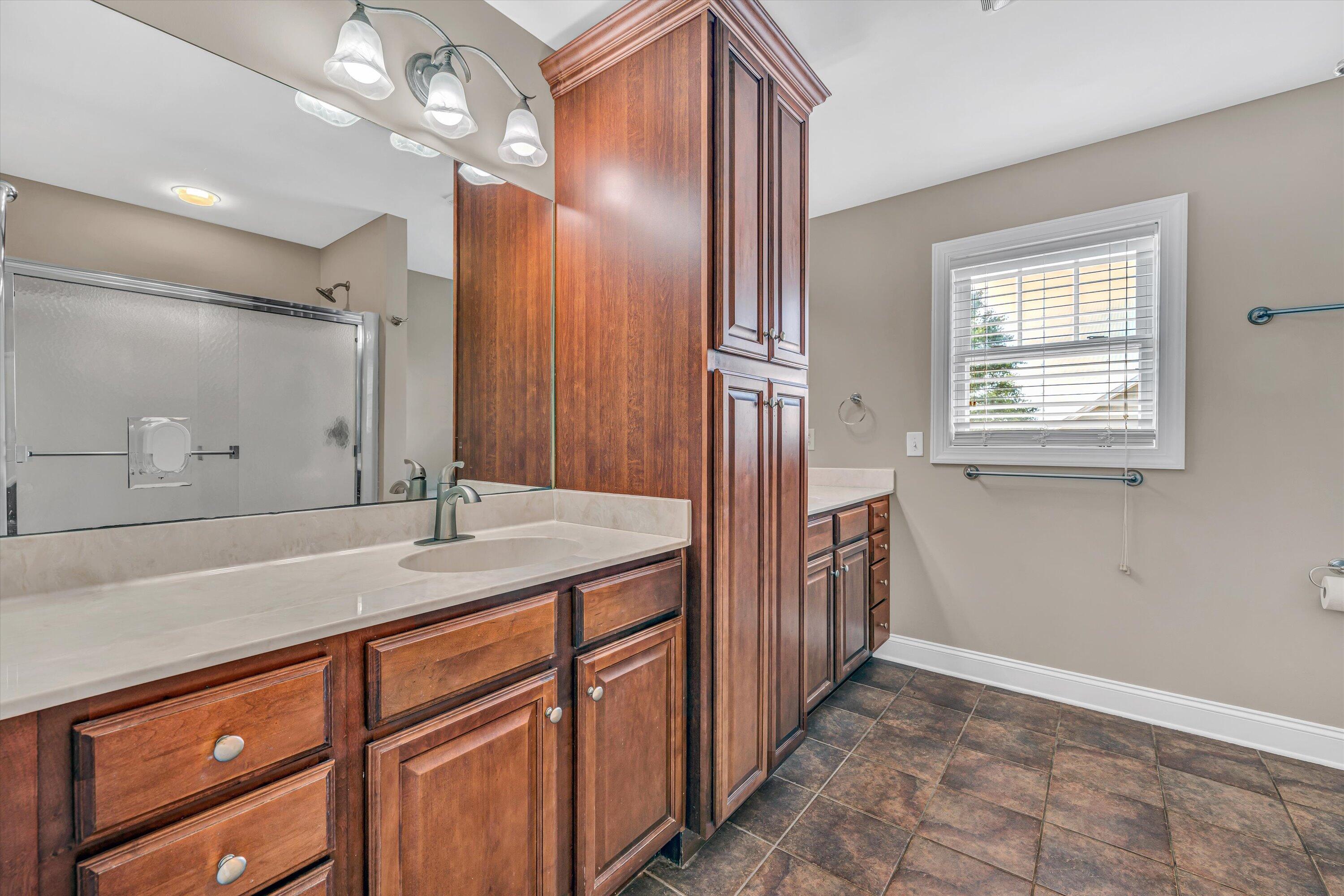 1145 Cranberry Court Moneta, VA 24121 - Photo 31 of 46 31-DSC00076