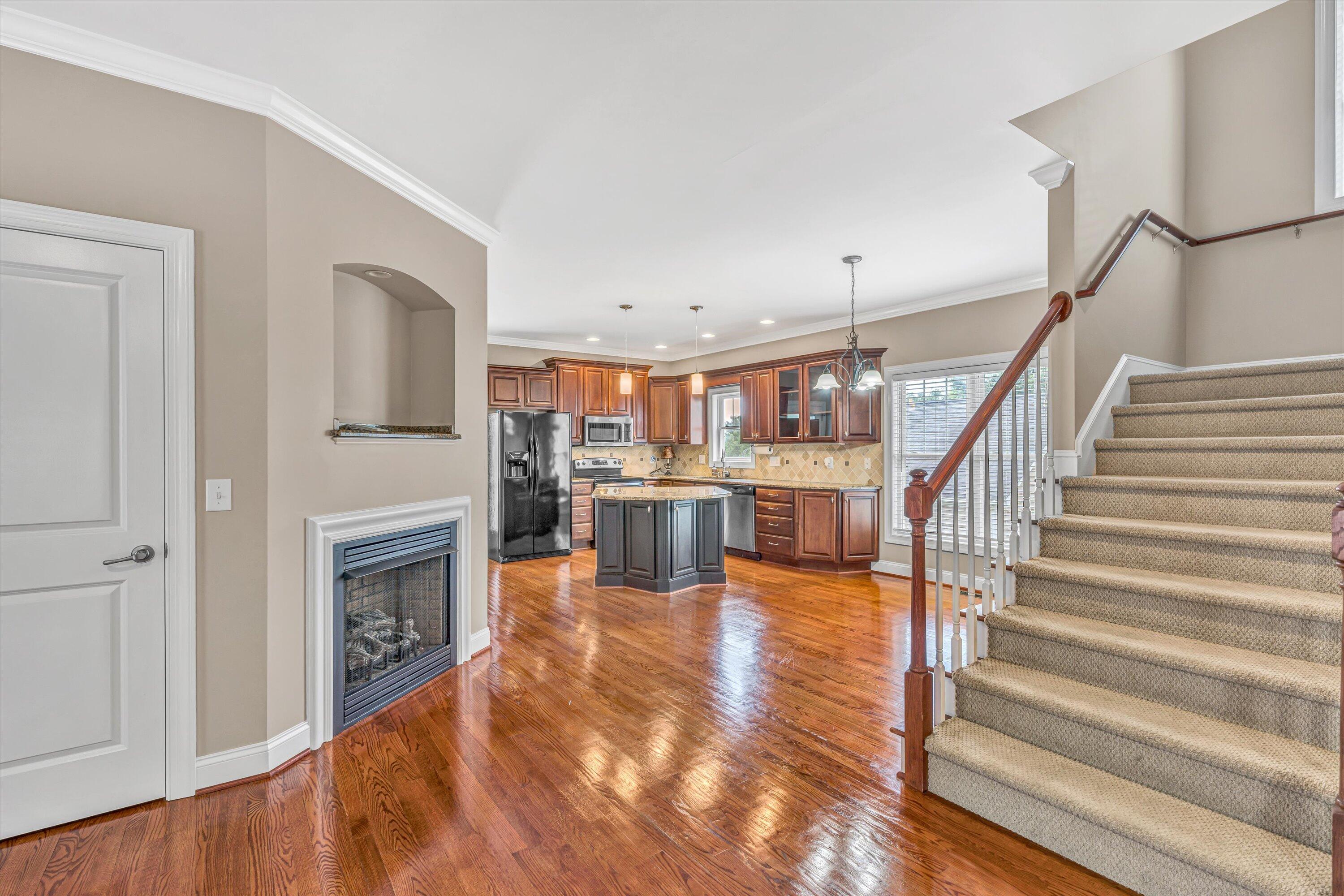 1145 Cranberry Court Moneta, VA 24121 - Photo 9 of 46 09-DSC00010