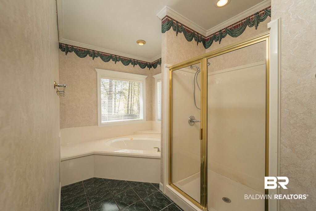 212 North Circle Fairhope, AL 36532 - Photo 13 of 29 Master Bath