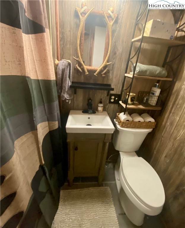 111 Oak Road Beech Mountain, NC 28604 - Photo 18 of 23 Gallery Image 18