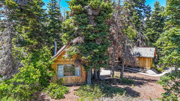 $430,000 | 726 West Skyview Lane, Springdale, UT 84767
