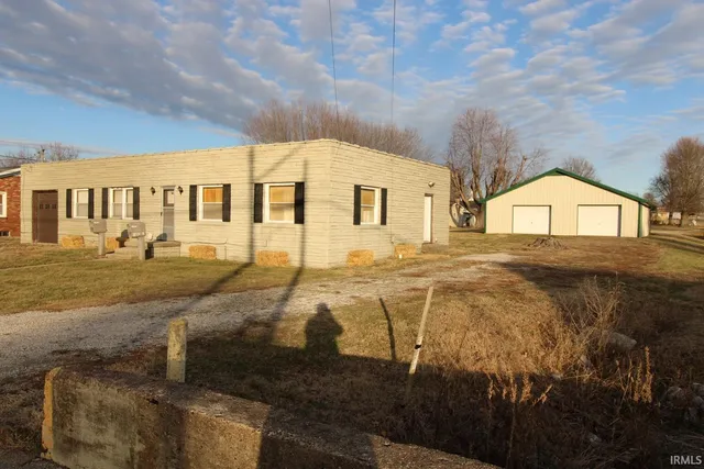 $147,500 | 500 North Church Street, Fort Branch, IN 47648