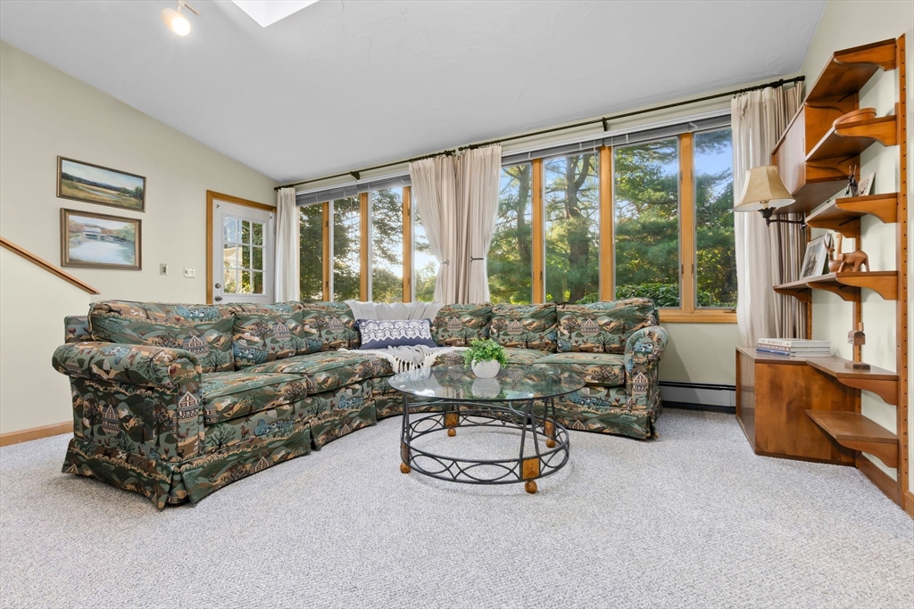 29 Sonning Road Beverly, MA 01915 - Photo 5 of 35 Gallery Image 5