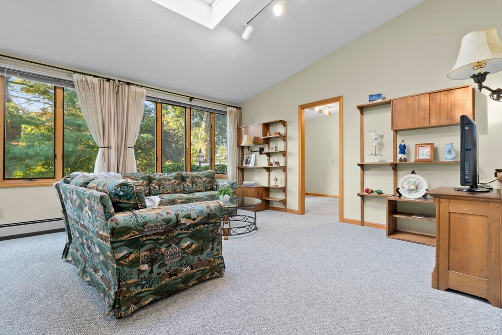 29 Sonning Road Beverly, MA 01915 - Photo 7 of 35 Gallery Image 7
