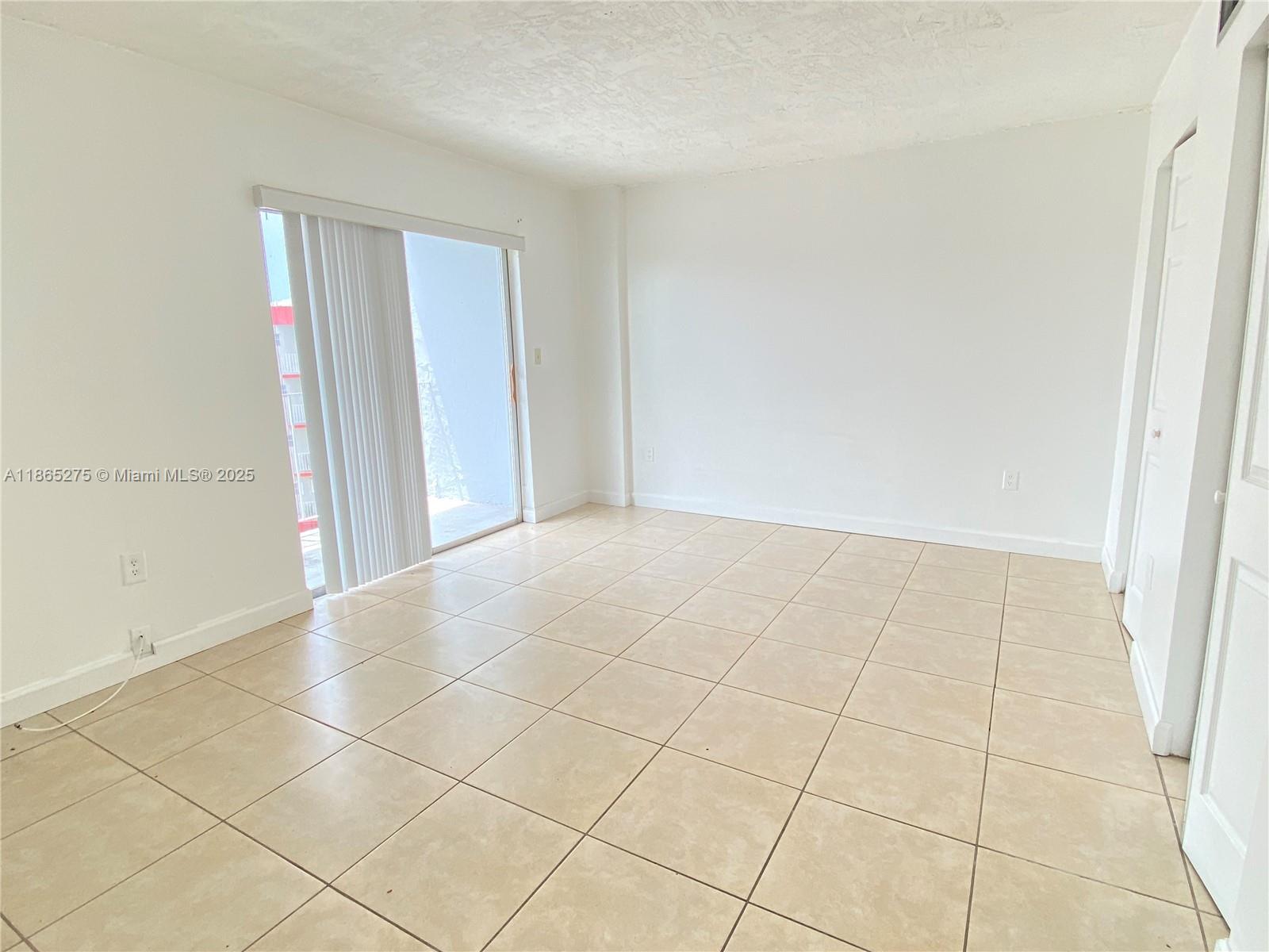 1655 West 44th Place, Unit 511 Hialeah, FL 33012 - Photo 9 of 14