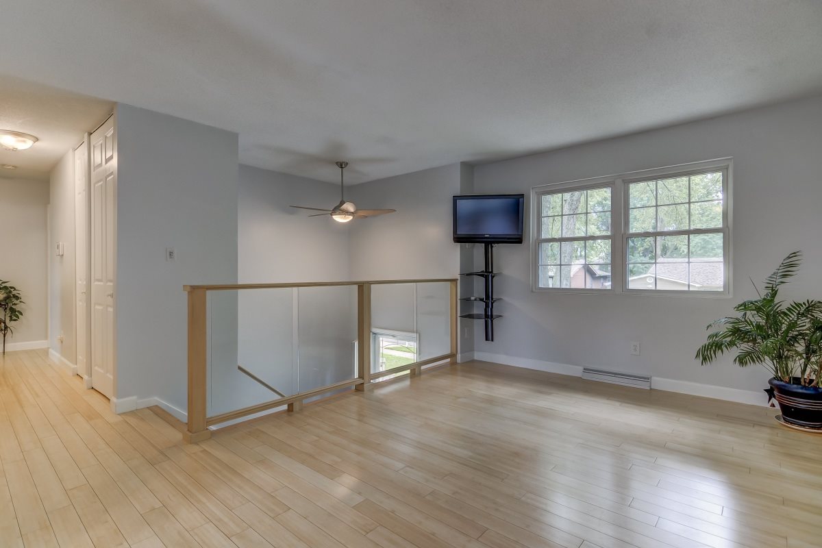 14 Lucerne Drive Springfield, IL 62707 - Photo 4 of 35 Gallery Image 4