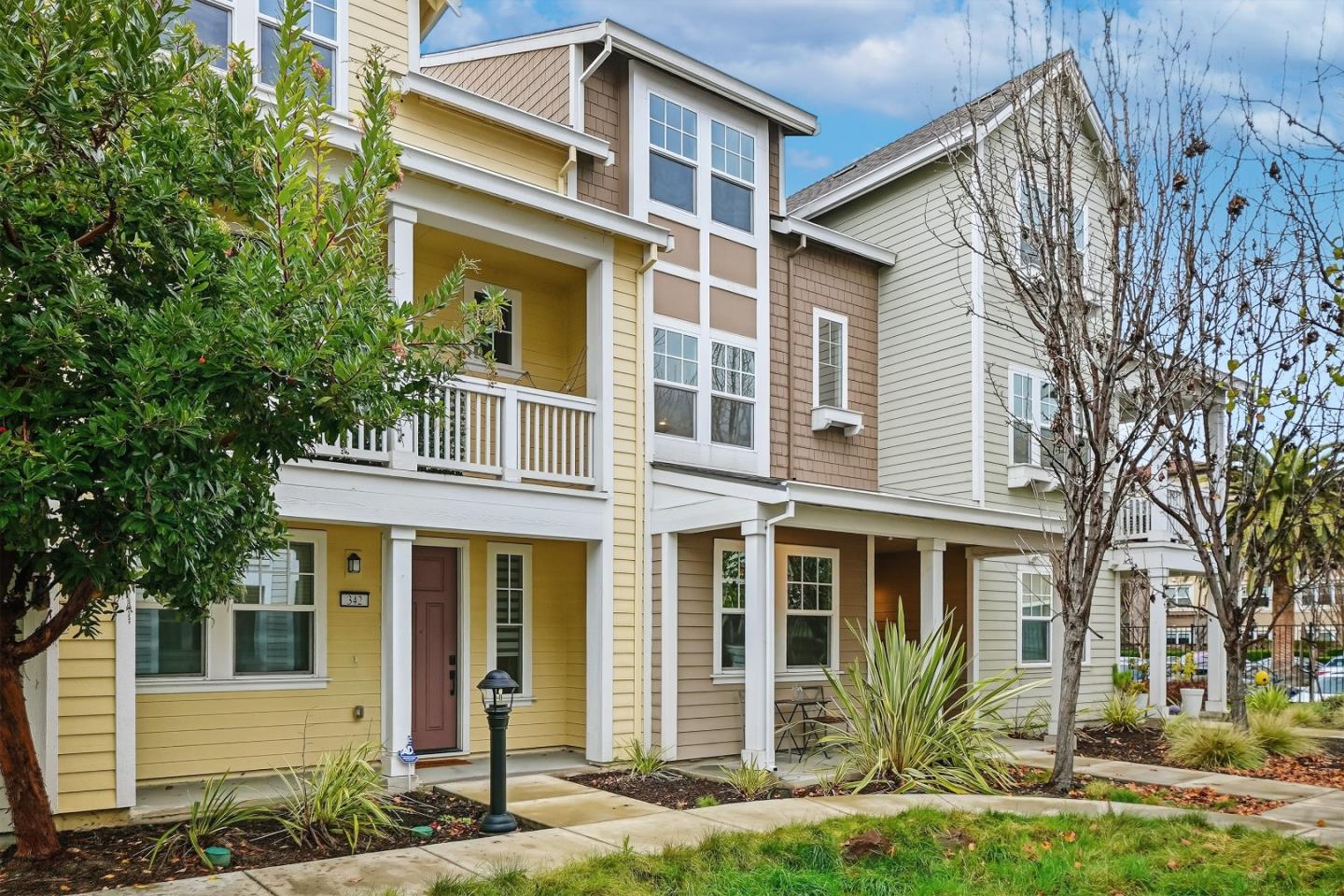 346 Circuit Way Mountain View, CA 94043 - Photo 2 of 65