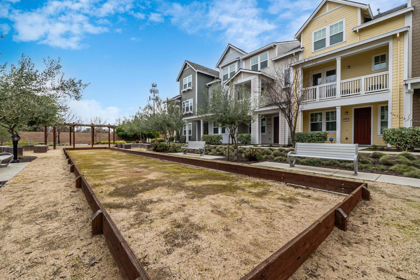 346 Circuit Way Mountain View, CA 94043 - Photo 38 of 65