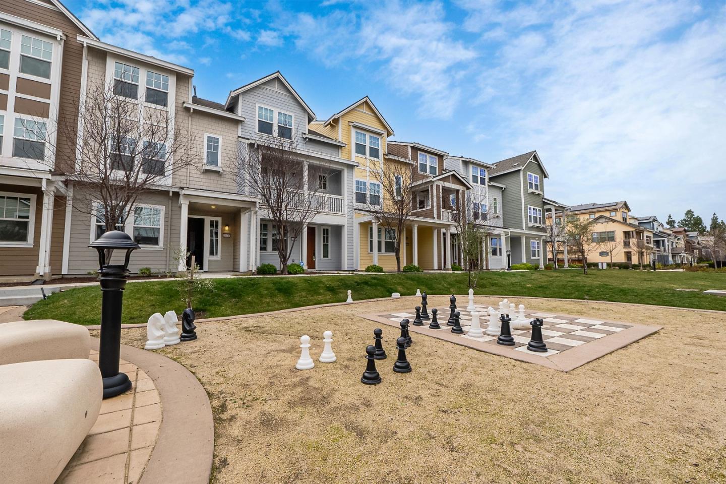 346 Circuit Way Mountain View, CA 94043 - Photo 39 of 65