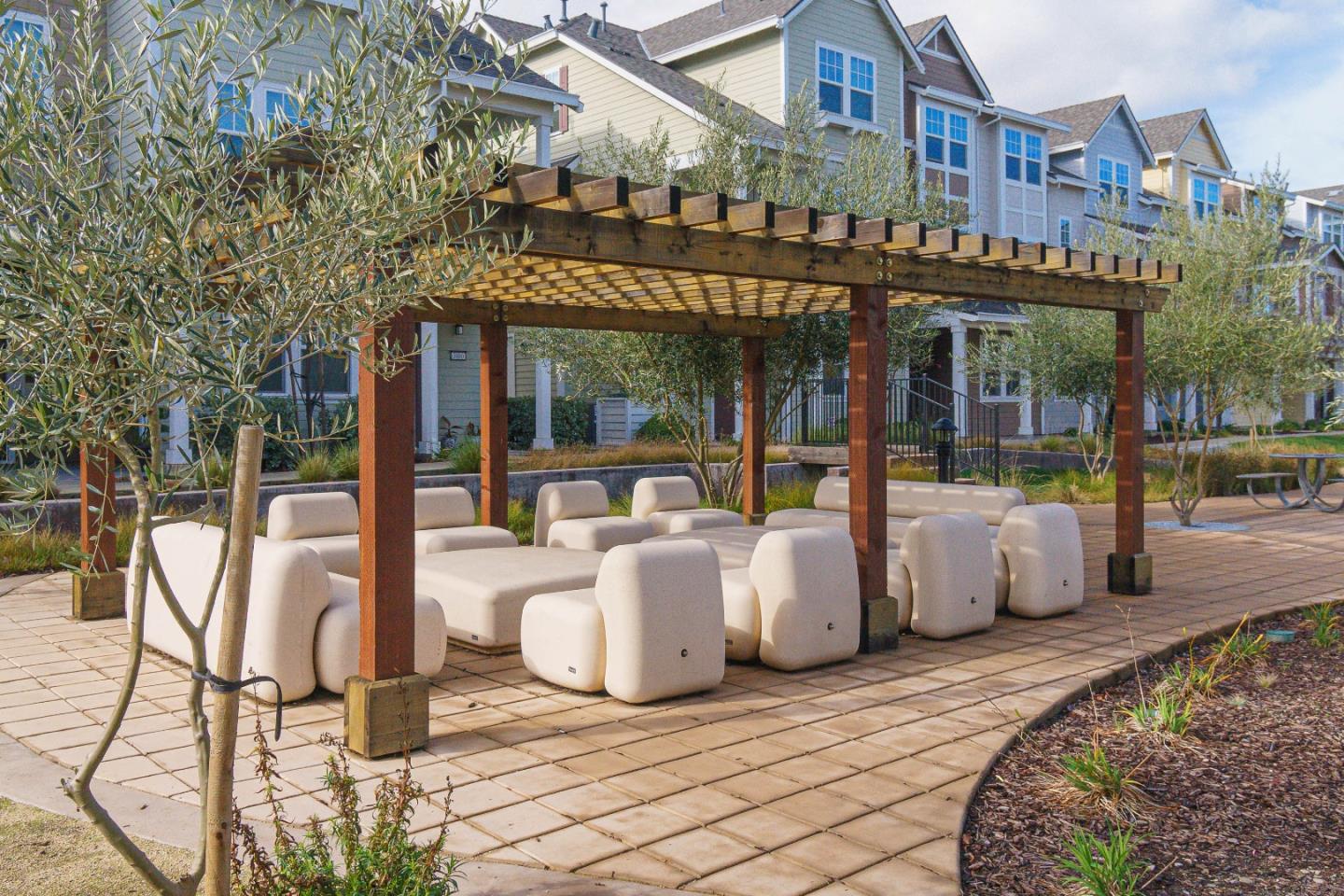 346 Circuit Way Mountain View, CA 94043 - Photo 49 of 65