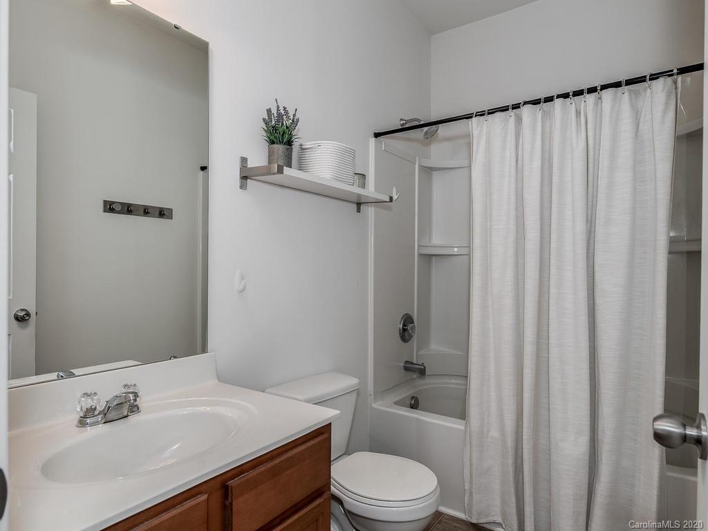 9100 Gray Willow Road Charlotte, NC 28227 - Photo 5 of 21 Gallery Image 5