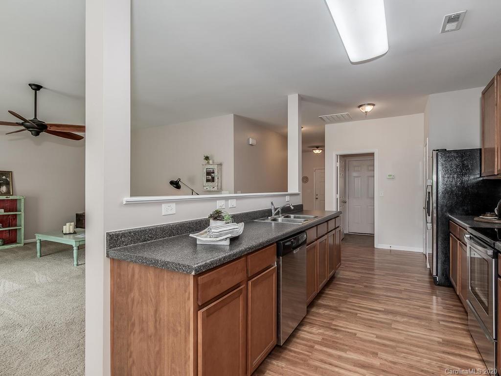 9100 Gray Willow Road Charlotte, NC 28227 - Photo 10 of 21 Gallery Image 10