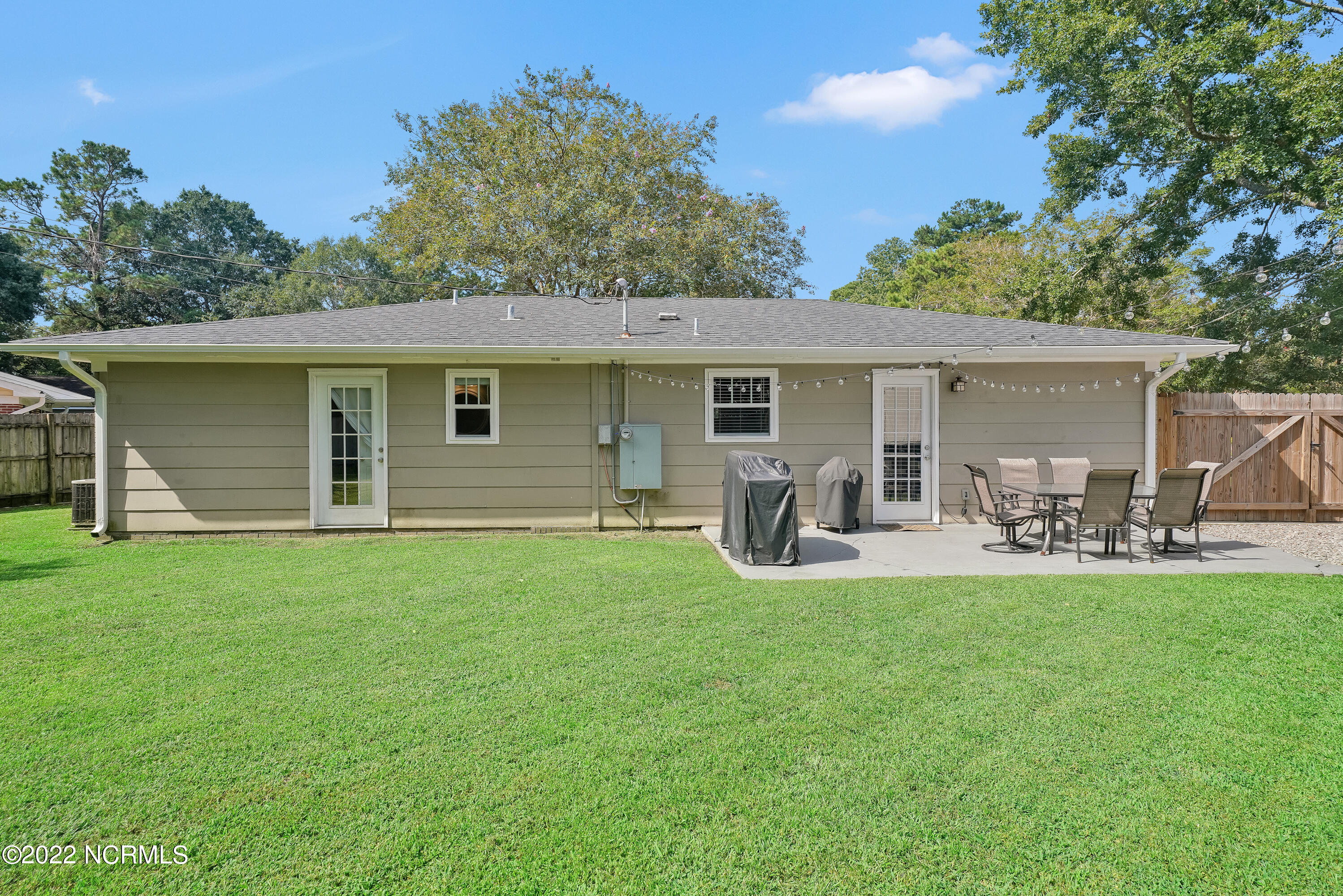 318 Covington Road Wilmington, NC 28409 - Photo 29 of 33 318CovingtonRoad-30