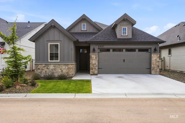 $569,900 | 6301 South Jado Lane, Meridian, ID 83642