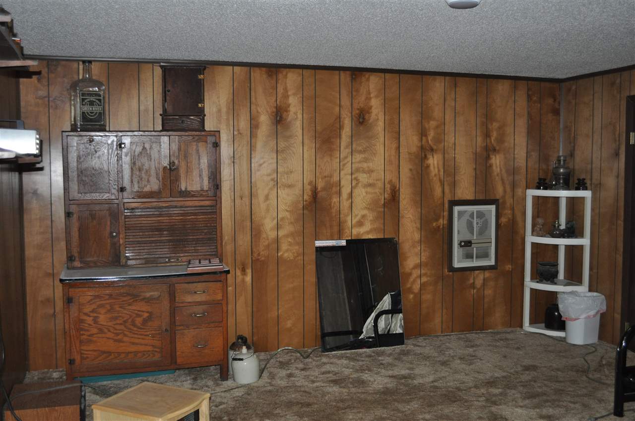 2369 Tamara Road Kalkaska, MI 49646 - Photo 17 of 20 1820982-16.JPG