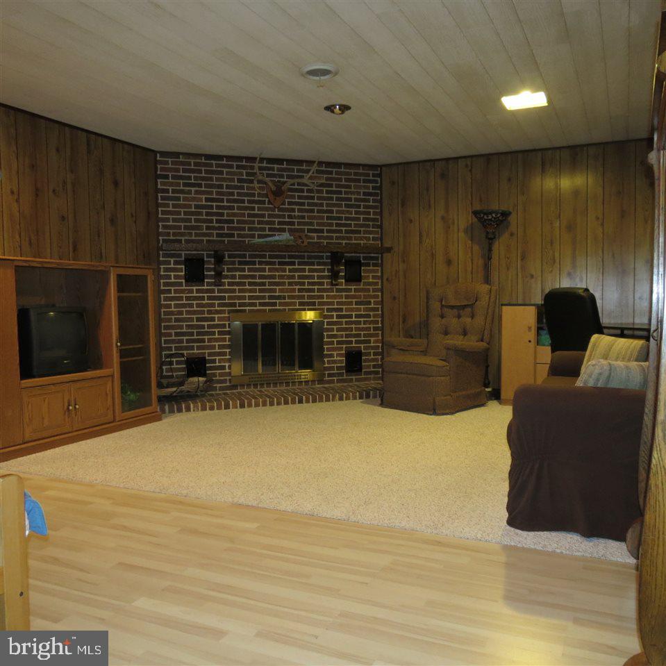 2356 Craley Road Windsor, PA 17366 - Photo 25 of 35