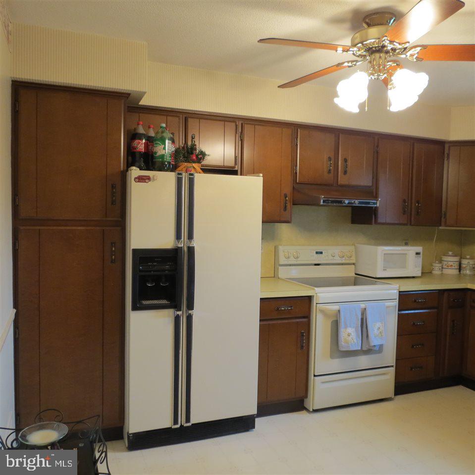 2356 Craley Road Windsor, PA 17366 - Photo 10 of 35
