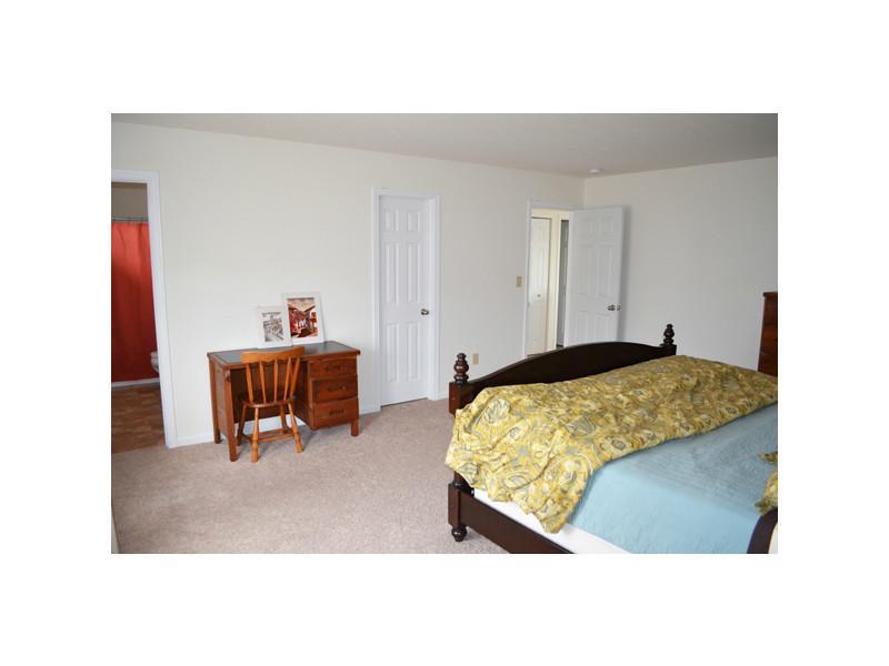 8053 Rambling Road Indianapolis, IN 46239 - Photo 13 of 24 Gallery Image 13