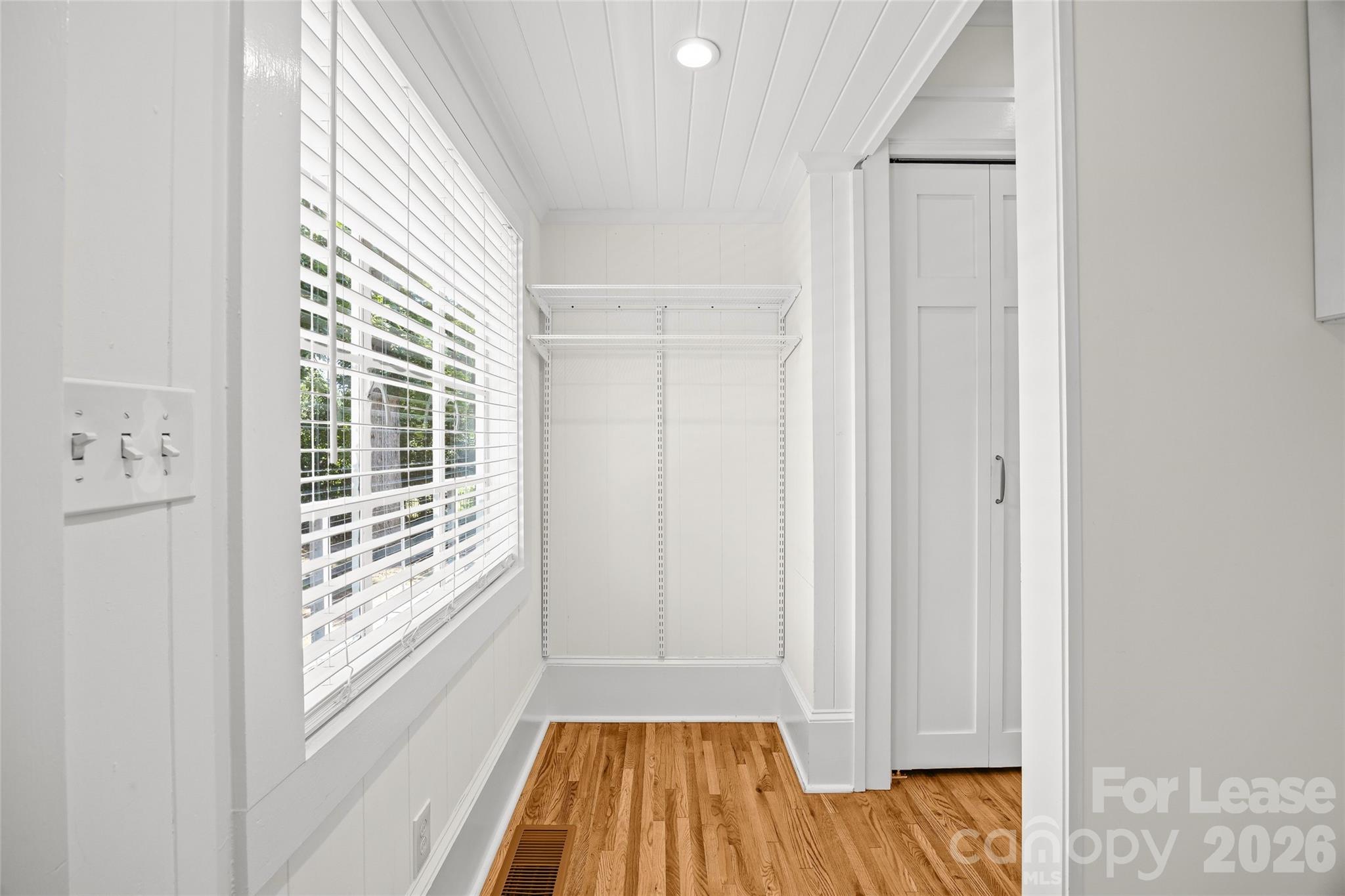 2025 Sharon Road Charlotte, NC 28207 - Photo 17 of 30 Gallery Image 17