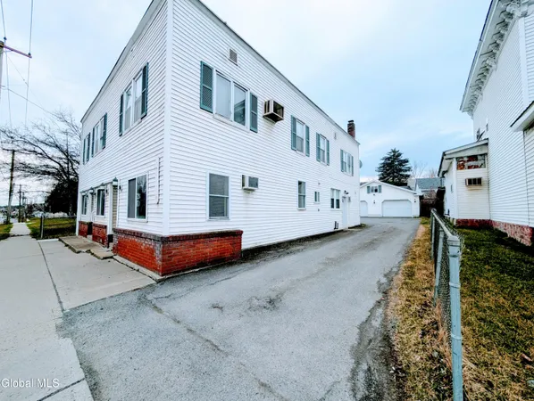 $229,900 | 212 Broadway, Whitehall, NY 12887