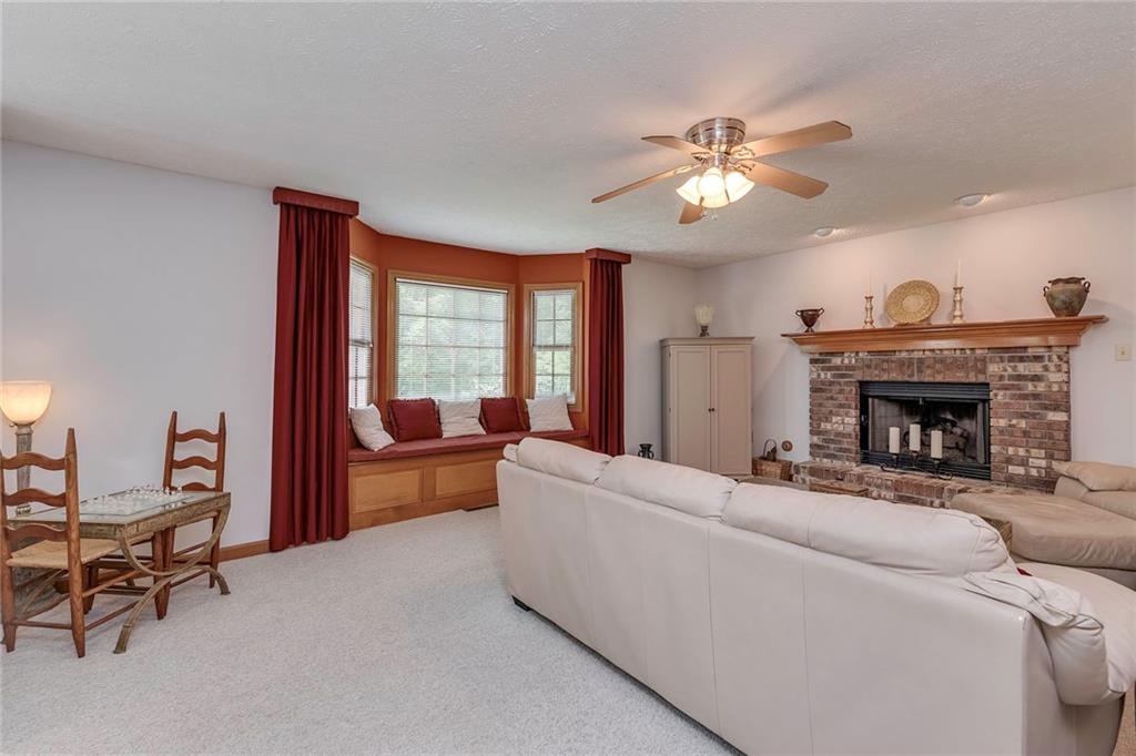 379 Cobblestone Circle McKees Rocks, PA 15136 - Photo 11 of 25