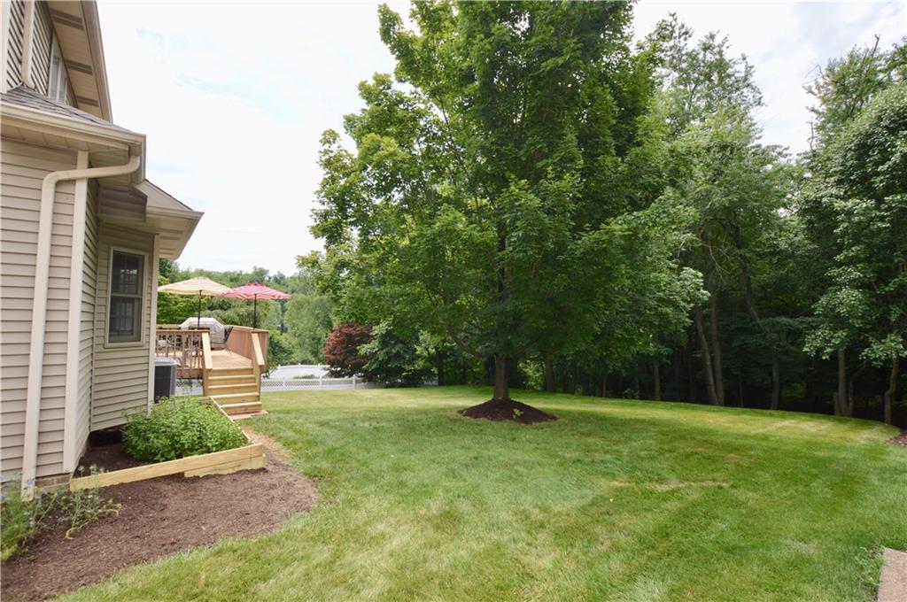 379 Cobblestone Circle McKees Rocks, PA 15136 - Photo 24 of 25