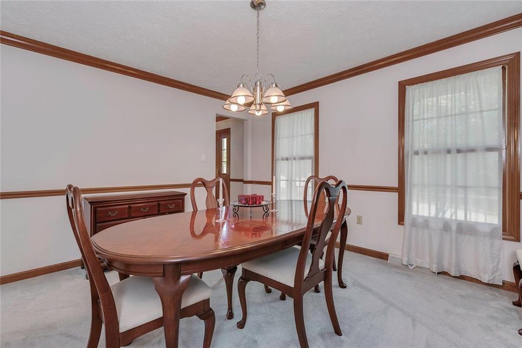 379 Cobblestone Circle McKees Rocks, PA 15136 - Photo 4 of 25