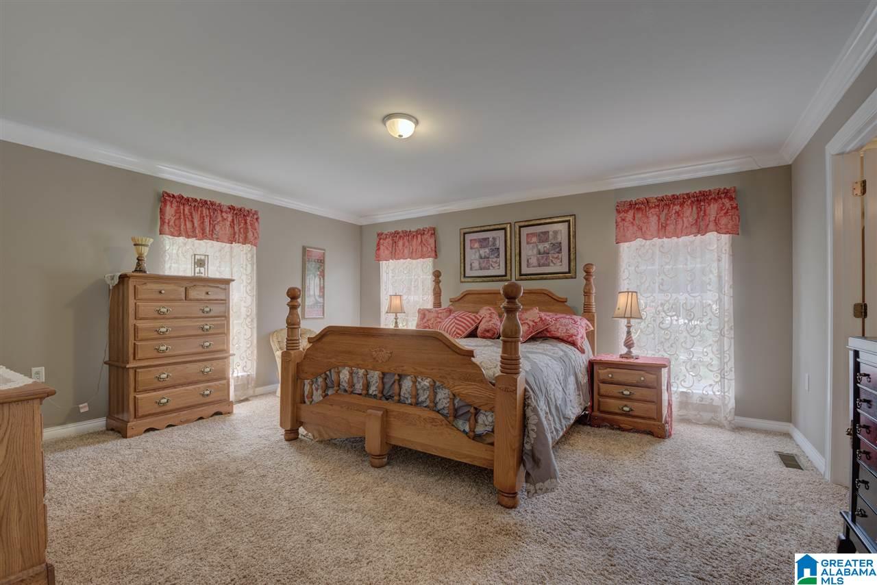 980 Kathy Lane Fultondale, AL 35068 - Photo 24 of 42