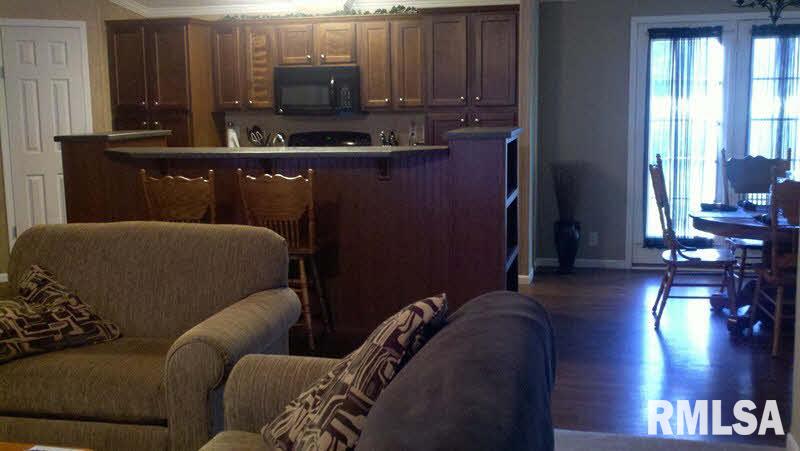 101 East Pershing Valier, IL 62891 - Photo 6 of 6 Gallery Image 6