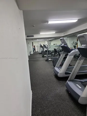 $2,475 | 18151 Northeast 31st Court, Unit 2009, Aventura, FL 33160