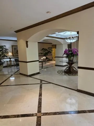 $2,475 | 18151 Northeast 31st Court, Unit 2009, Aventura, FL 33160