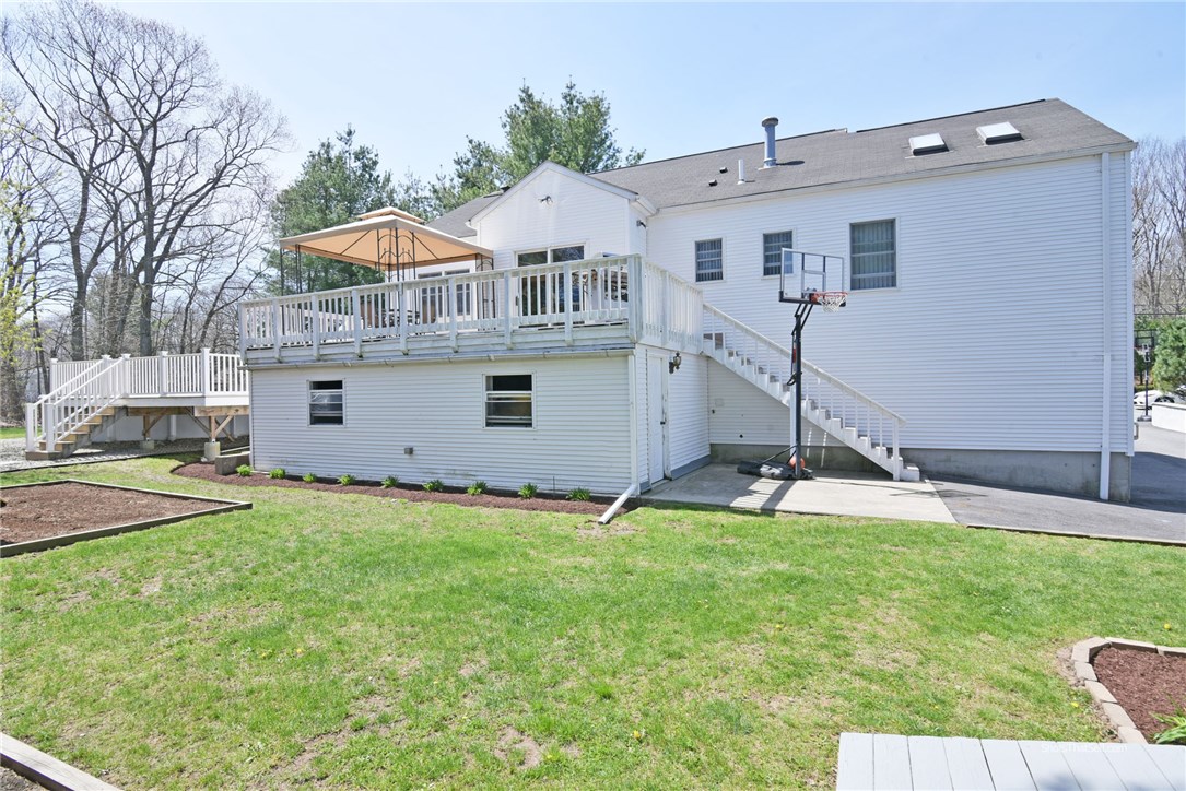 131 Mohawk Trail Cranston, RI 02921 - Photo 21 of 30 Gallery Image 21