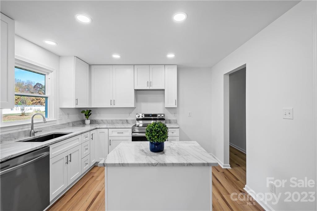 6175 King Wilkinson Road Denver, NC 28037 - Photo 13 of 37 Gallery Image 13