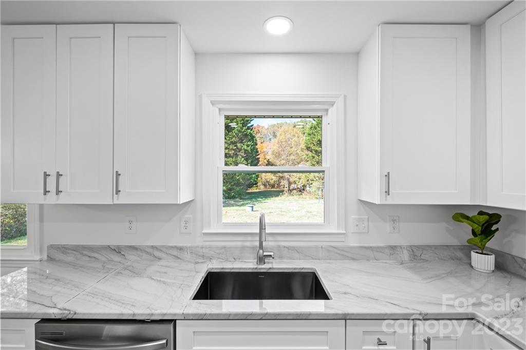 6175 King Wilkinson Road Denver, NC 28037 - Photo 16 of 37 Gallery Image 16